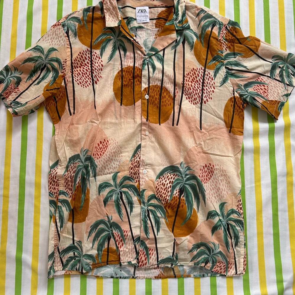 Zara Multicolor Relaxed Tropical Fit Shirt